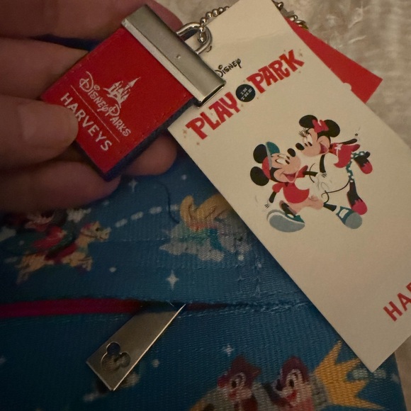 Disney Harvey's Play N' Park Crossbody Bag - Picture 3 of 9